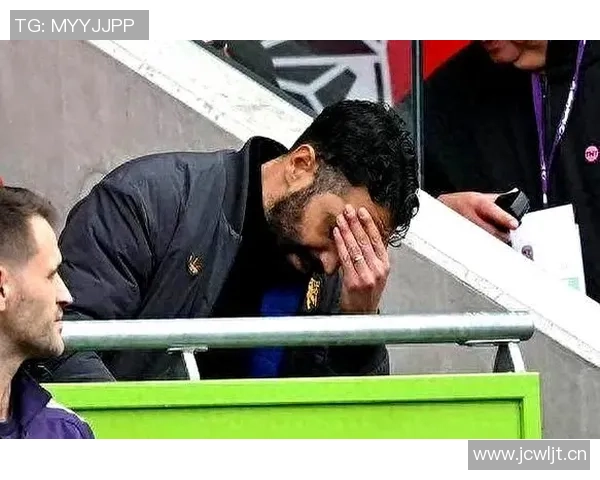 林良锋阿莫林变阵少布鲁诺曼联终于玩转新战术